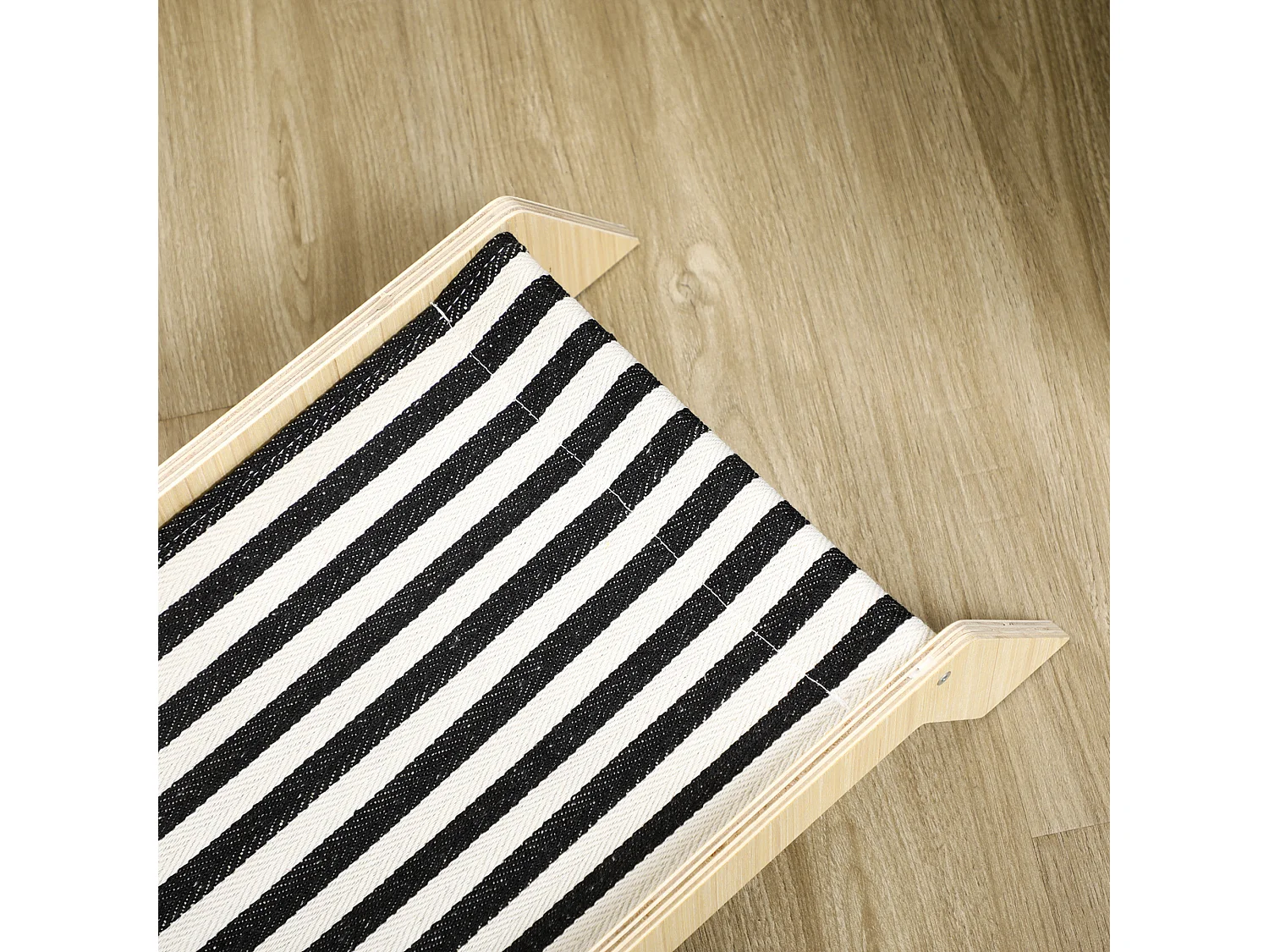 Amaca per gatti con tiragraffi per gatti design 2 in 1 multicolore