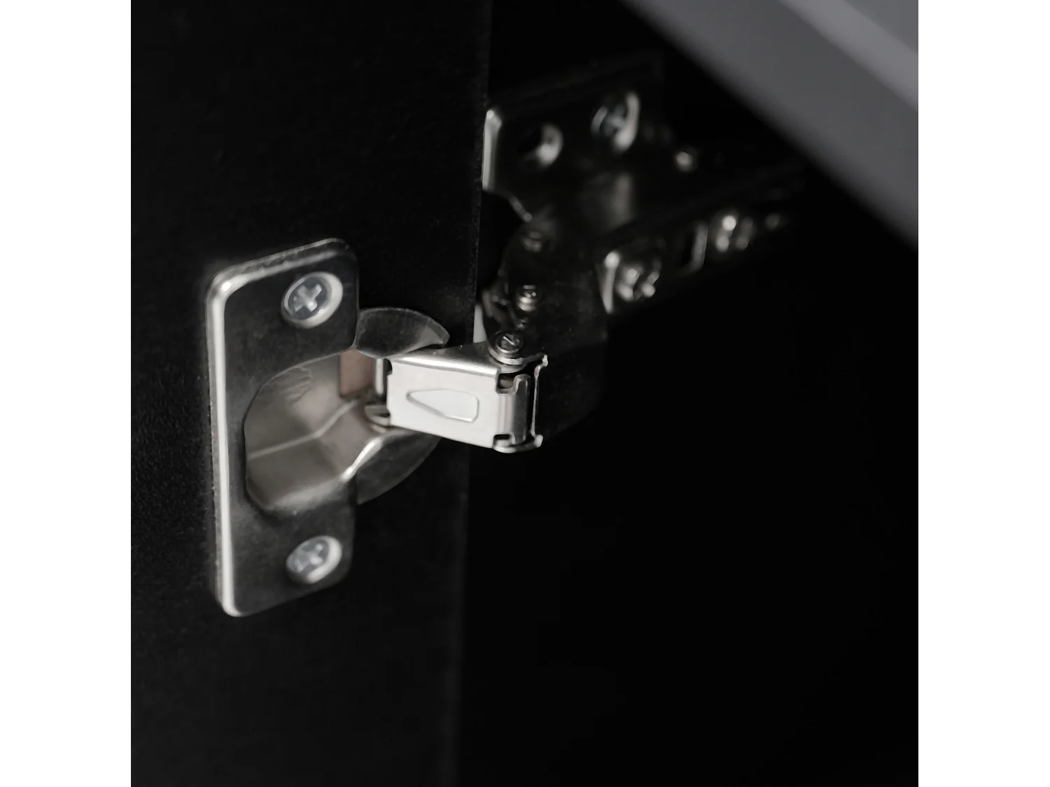 Aparador moderno en aglomerado con puertas de cristal, 2 armarios, 3 cajones, salón blanco y roble.