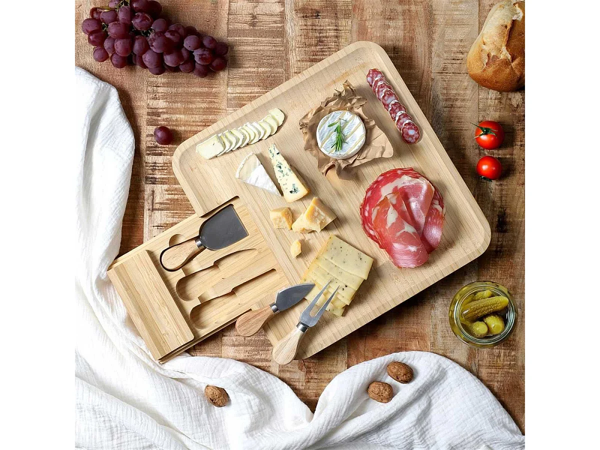 Planche apéro en bambou avec tiroir coulissant et couteaux à fromage inclus