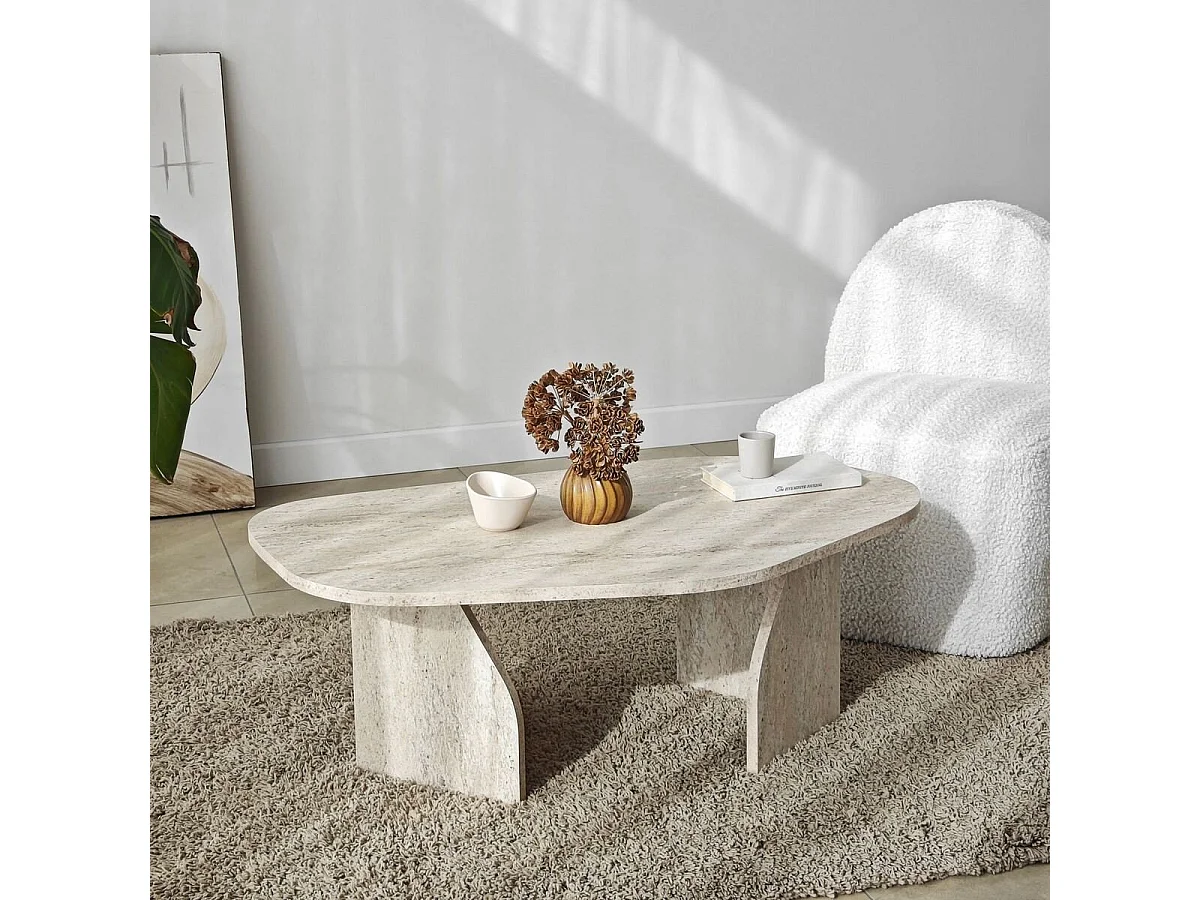 Table basse avec plateau de forme organique et pieds larges L105 cm - ROCK