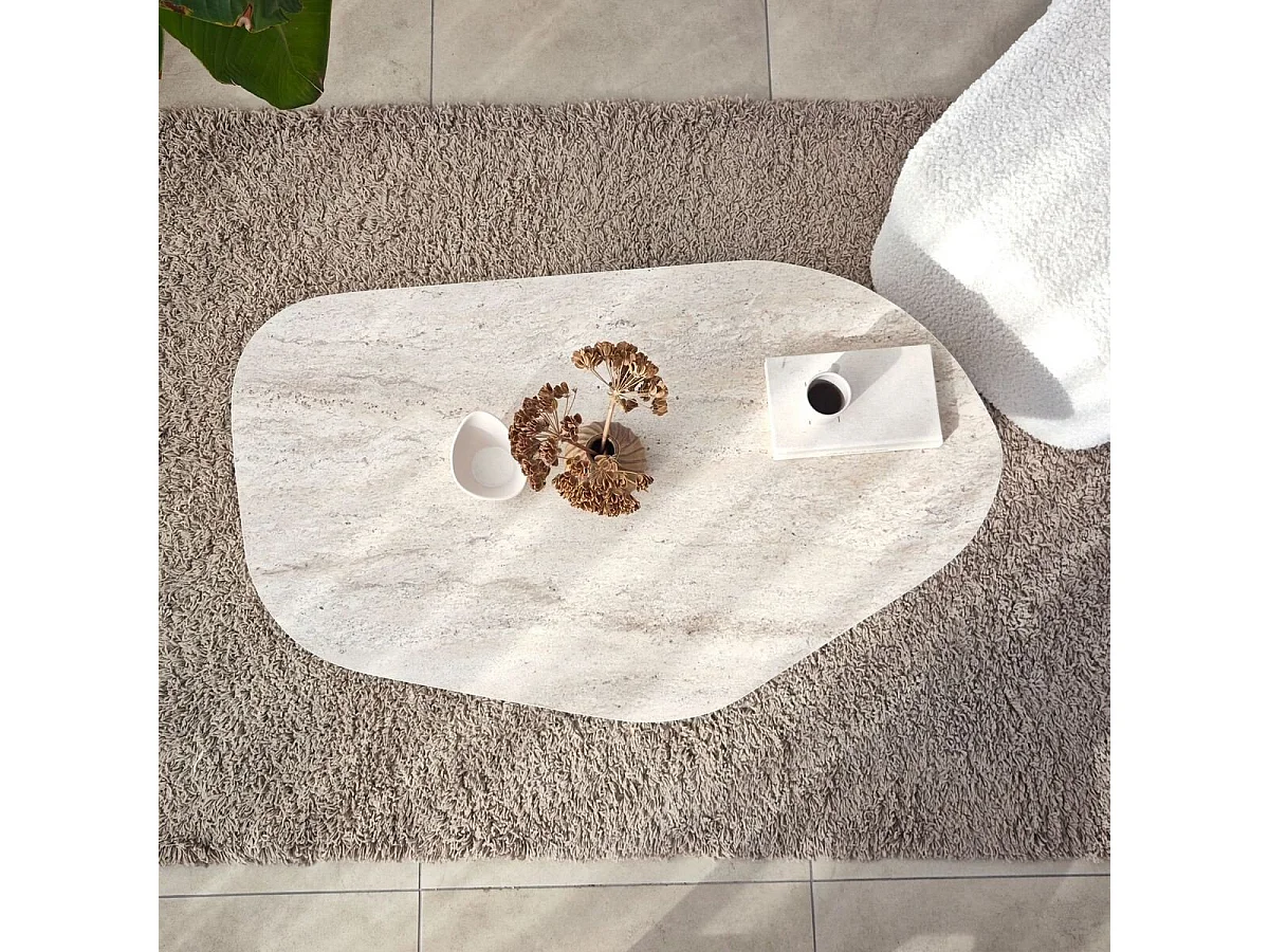 Table basse avec plateau de forme organique et pieds larges L100 cm - ROCK