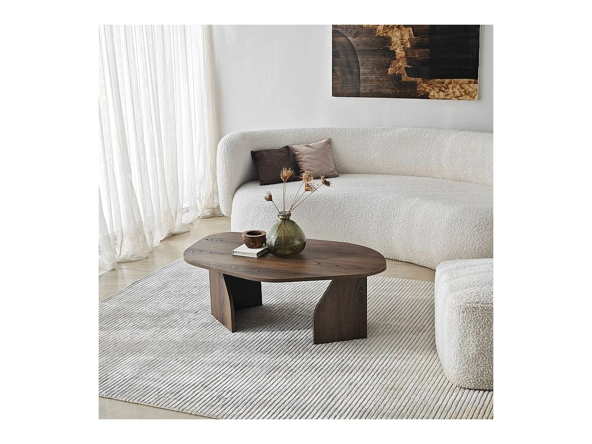 Table basse avec plateau de forme organique et pieds larges L105 cm - ROCK