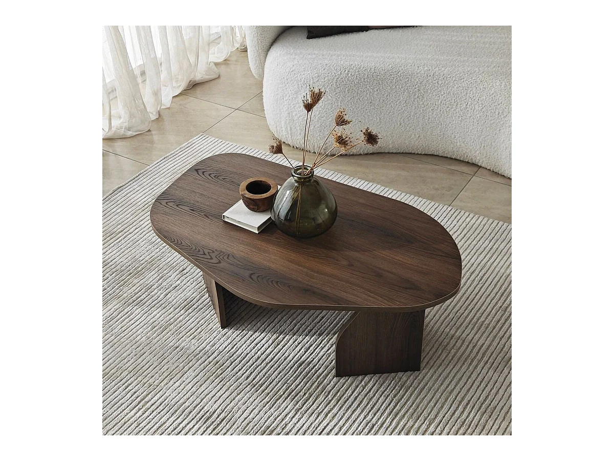 Table basse avec plateau de forme organique et pieds larges L105 cm - ROCK