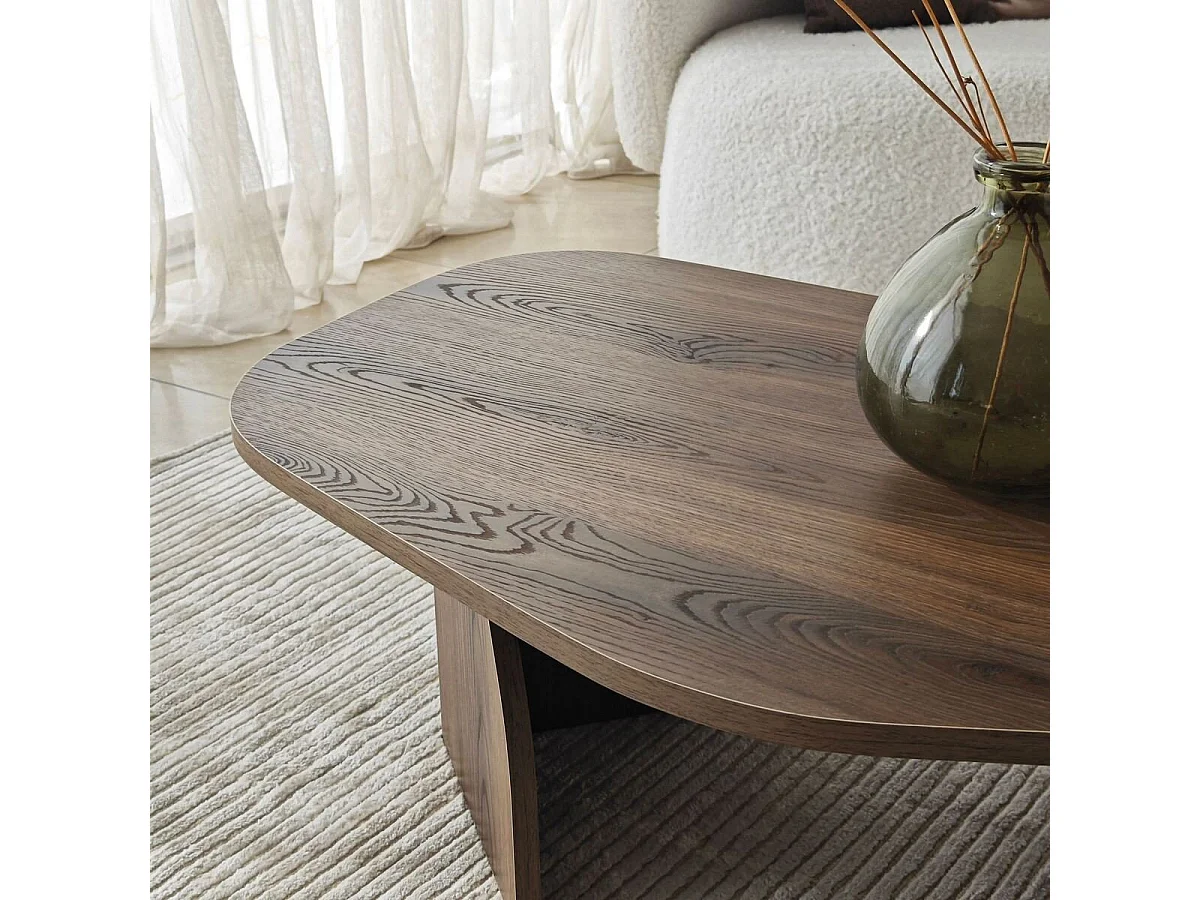 Table basse avec plateau de forme organique et pieds larges L105 cm - ROCK