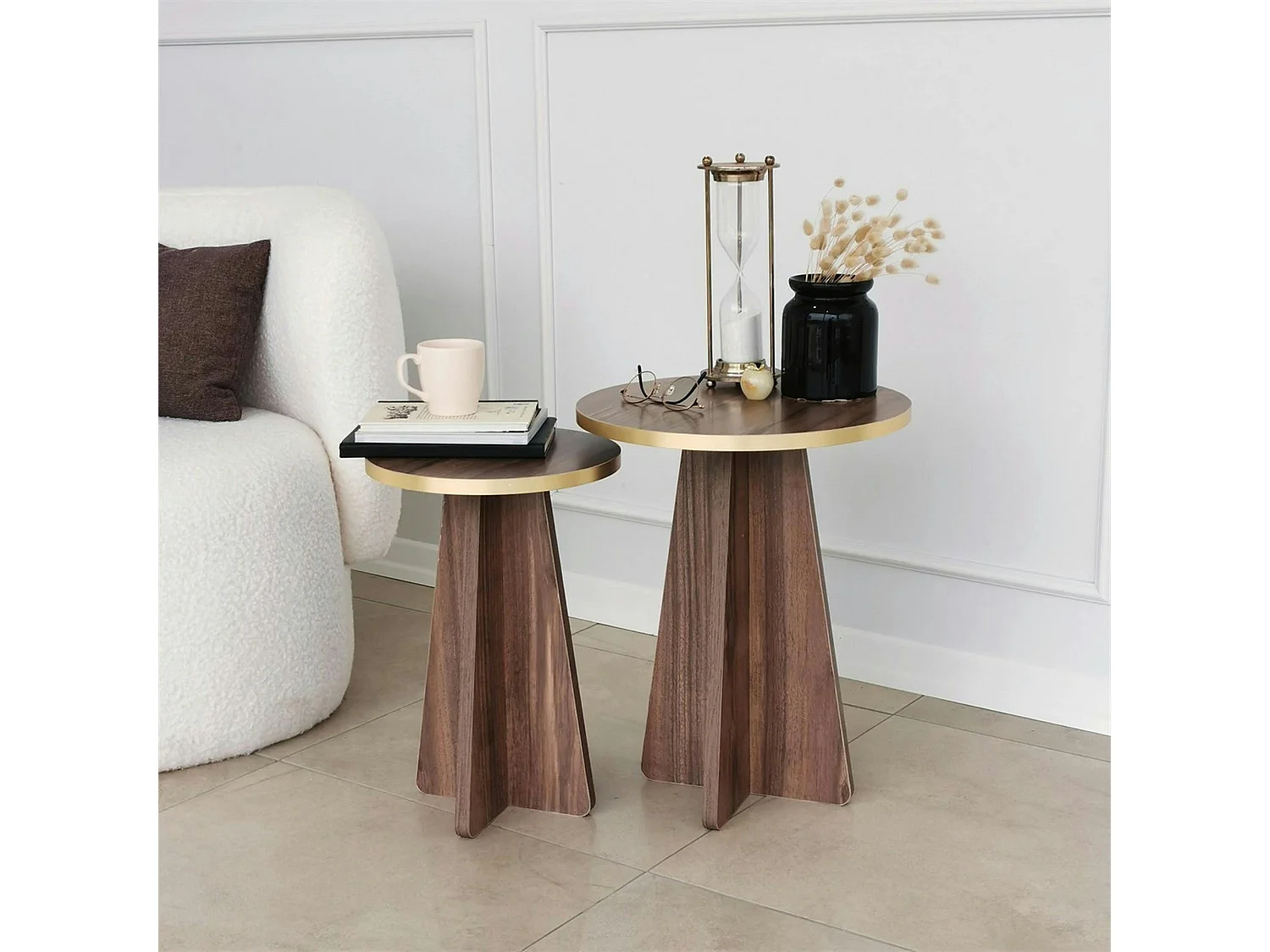 Bout de canapé moderne effet noyer - pieds trapèze, 2 pièces MARFA