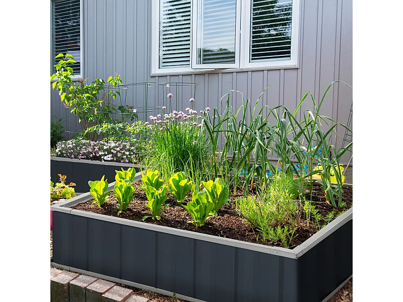 Letto per orto in acciaio fondo aperto montaggio a scatto
