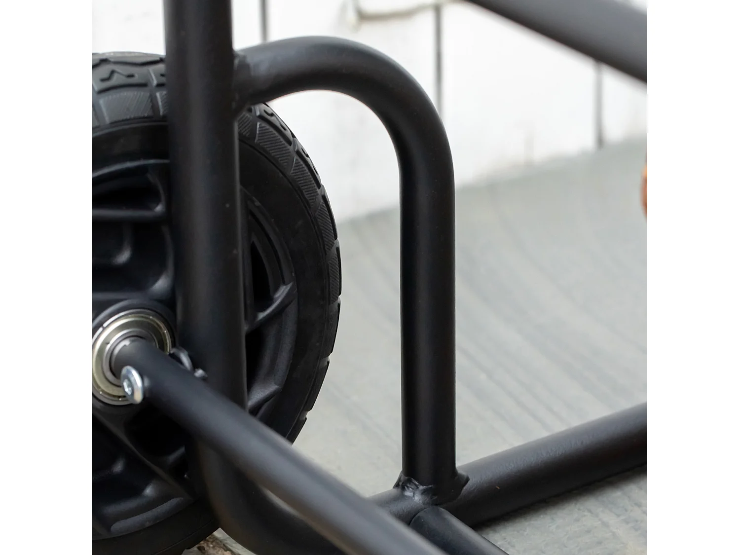 Carrello portalegna in acciaio 2 ruote interno esterno nero