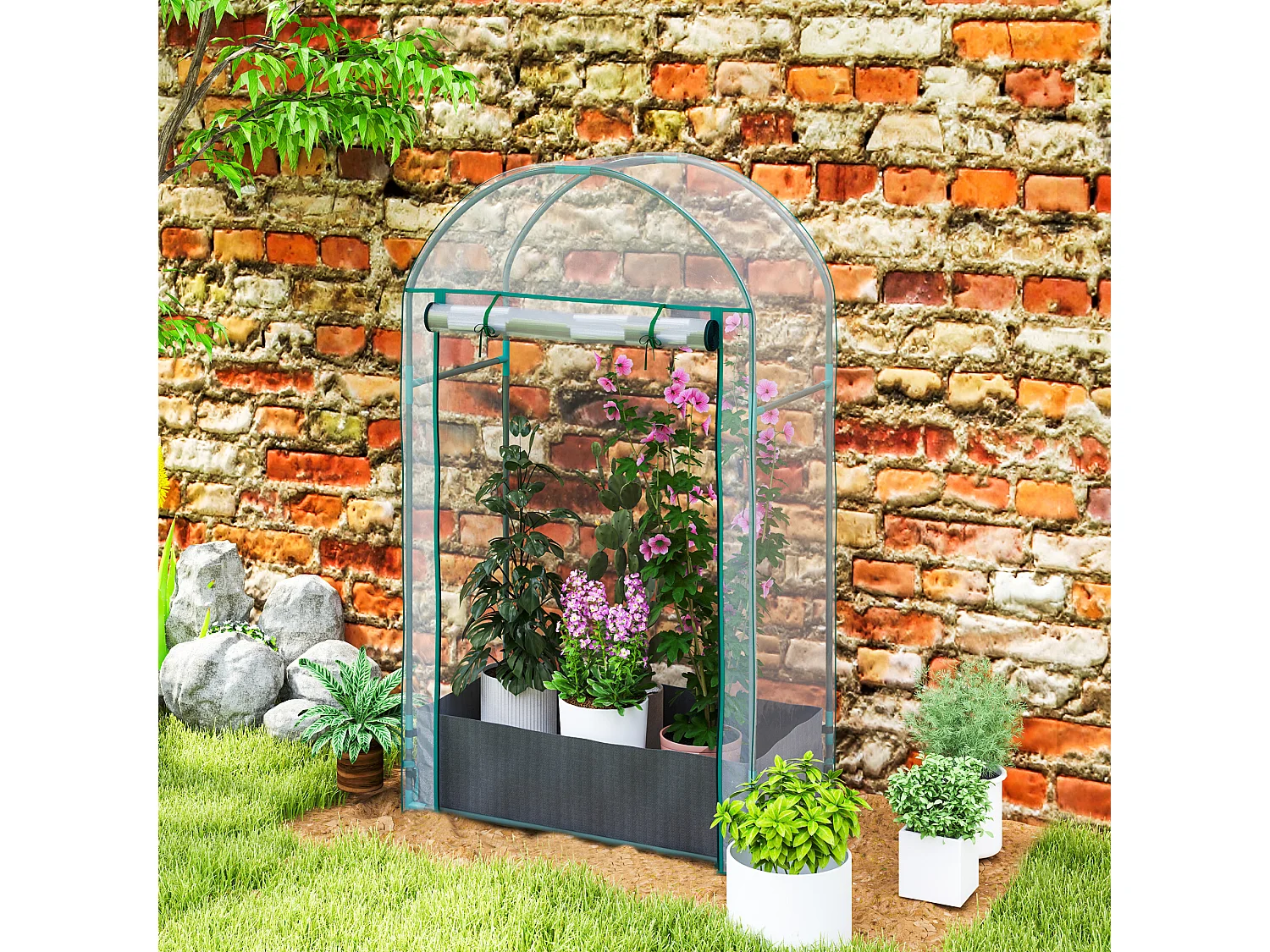 Serra a parete con sacco per piante e ingresso avvolgibile trasparente