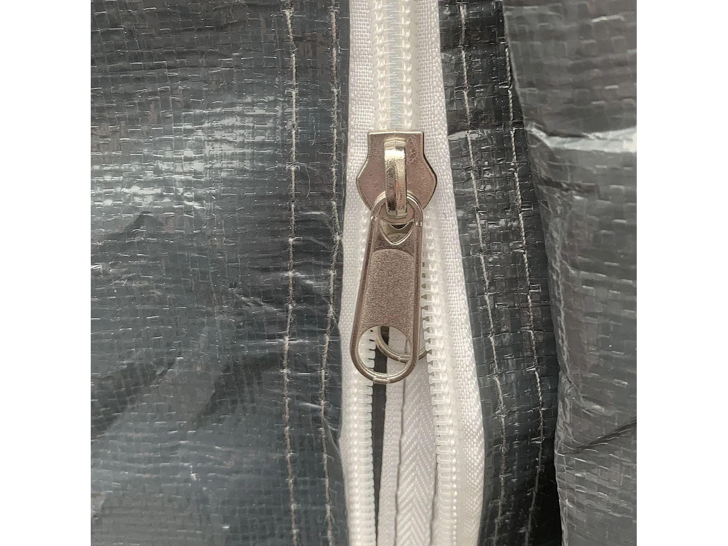 Tenda garage 2.4x2 m per veicoli e bici in metallo e pe grigio scuro