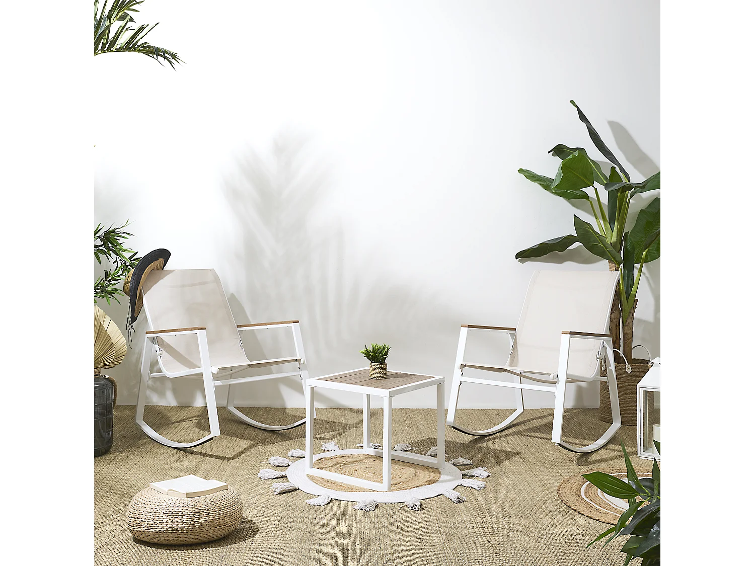 Salon de jardin 2 places – 2 fauteuils à bascule + table basse – Résine tressée – Capri