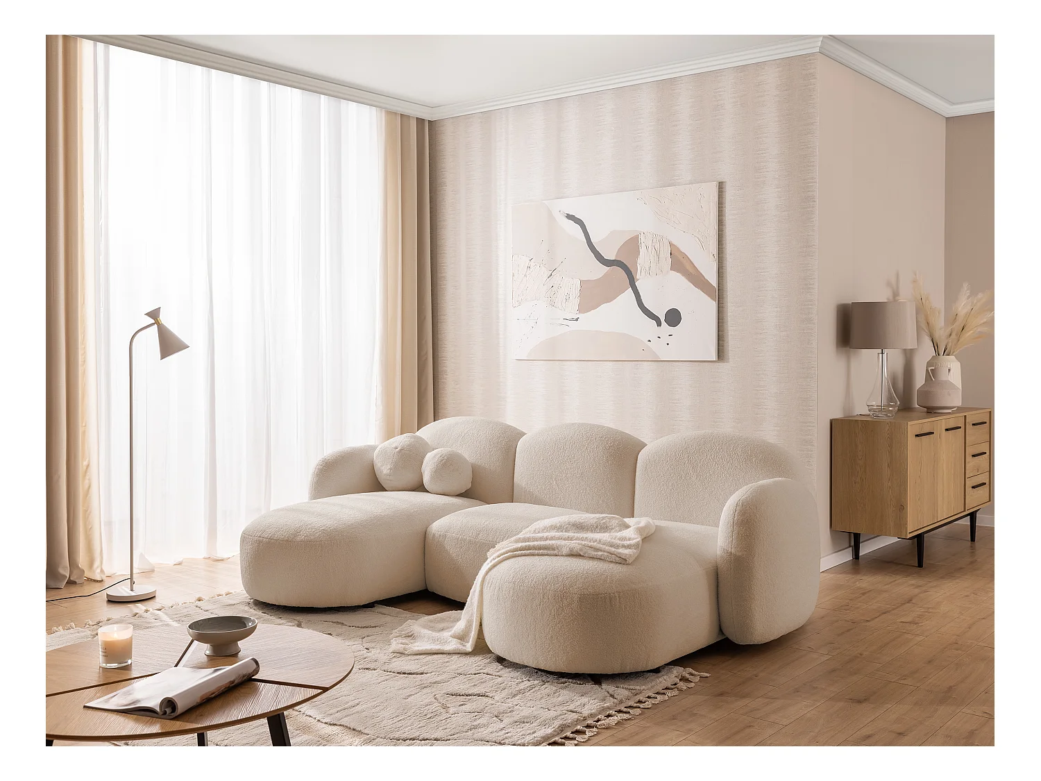 Nuvola - Moderne Wohnlandschaft aus Hellbeige Bouclé mit abgerundetem Design und hohem Sitzkomfort