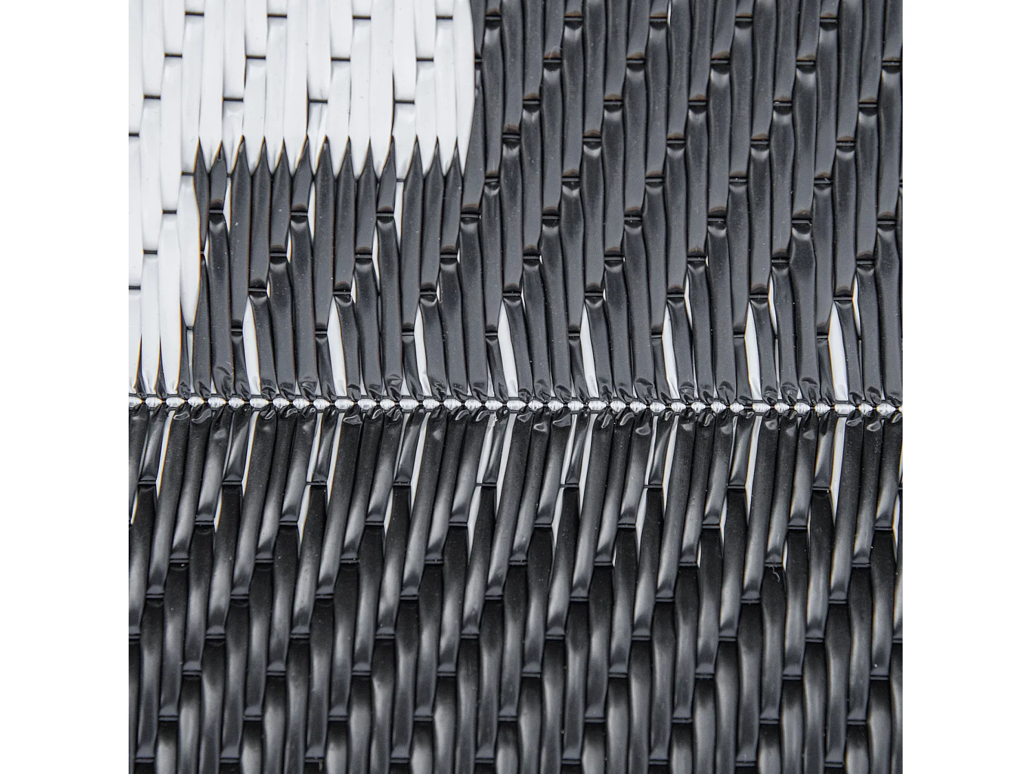 Tappeto esterno reversibile fantasia geometrica 2.74x1.82m nero