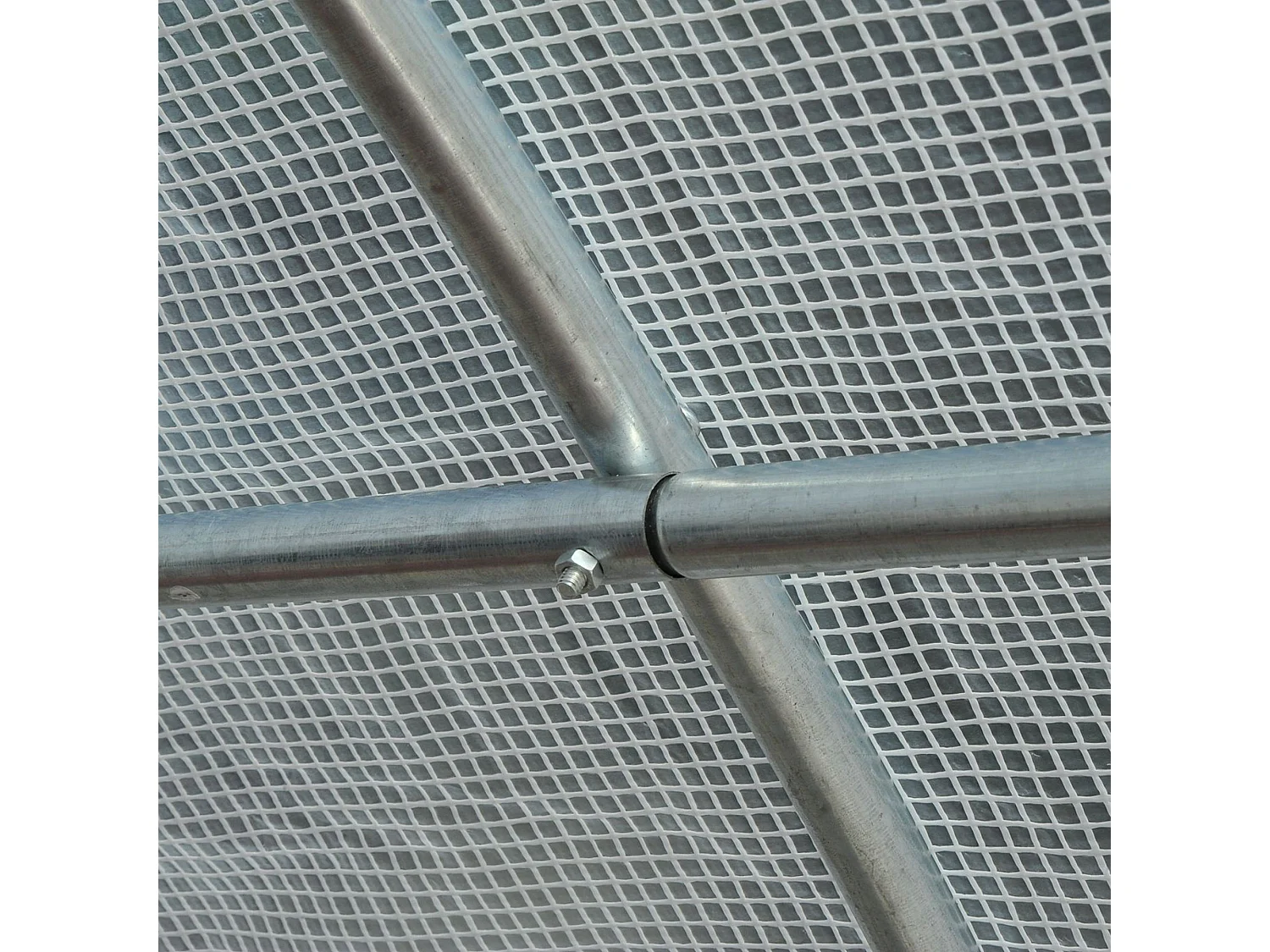 Serra a tunnel 6x3x2m per orto e giardino in metallo e pe