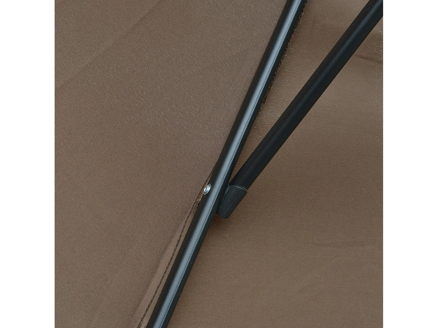 Ombrellone decentrato ø3x2.5 m con base a croce e manovella caffè