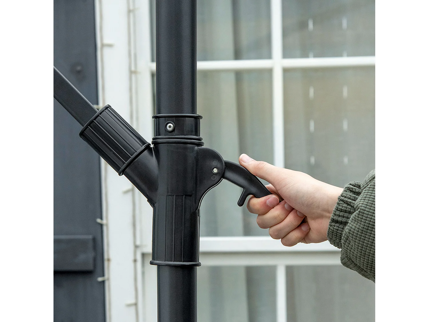 Ombrellone da giardino 3x2 m a braccio con base a croce blu e crema