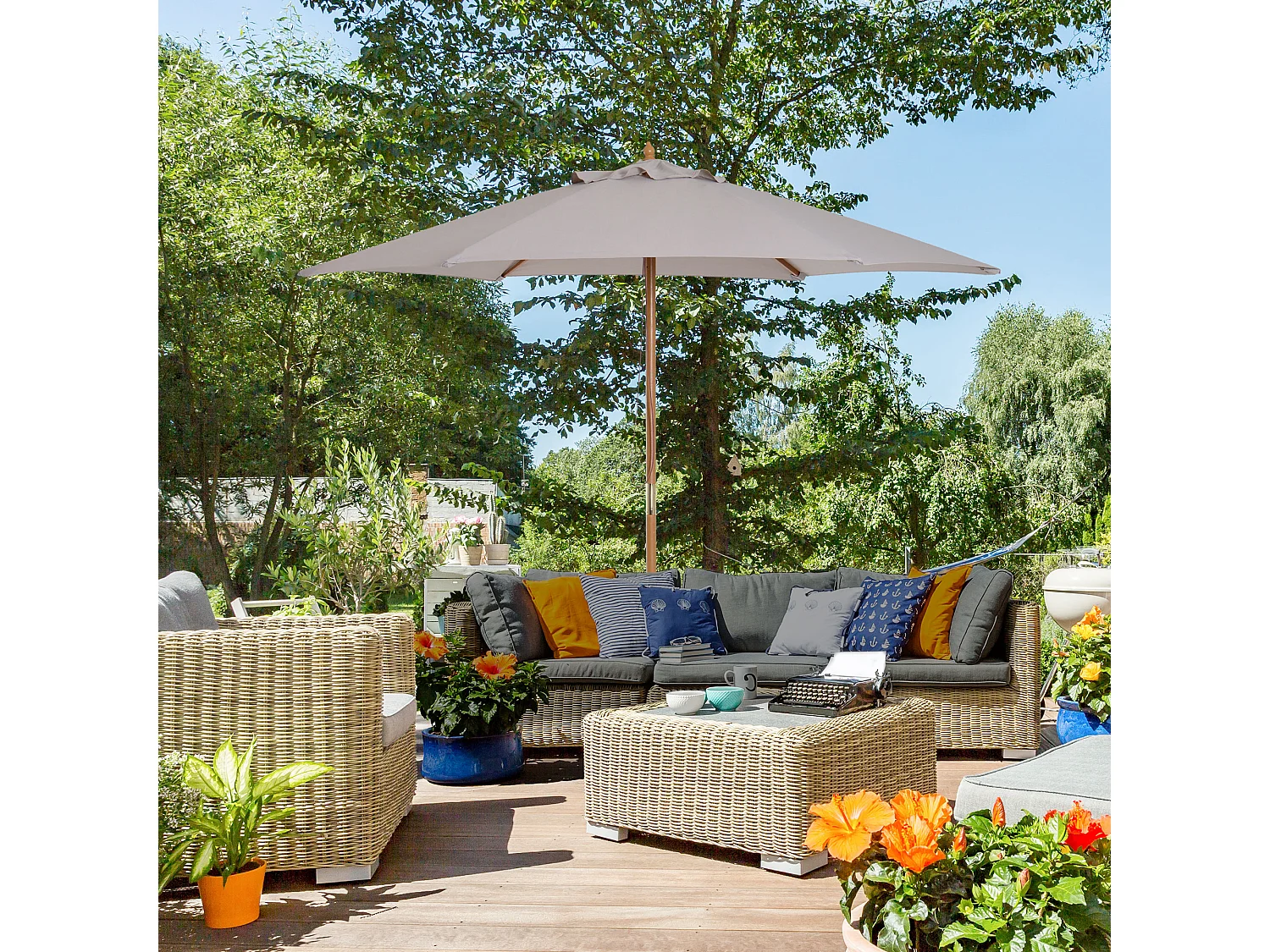 Ombrellone da giardino in legno e tessuto poliestere 2.5x2.3m grigio