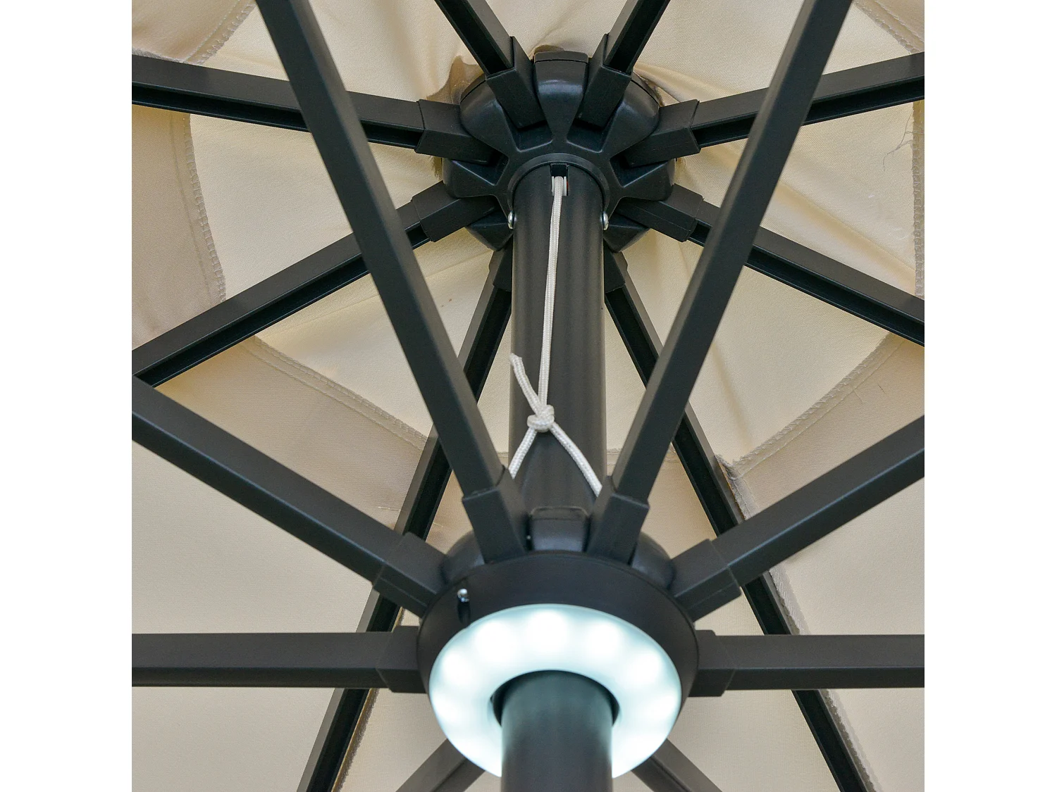 Ombrellone da giardino φ270 x 245acm con manovella e luci led