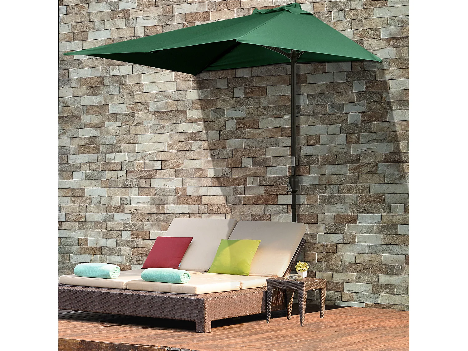 Ombrellone mezzaluna da parete con apertura a manovella verde