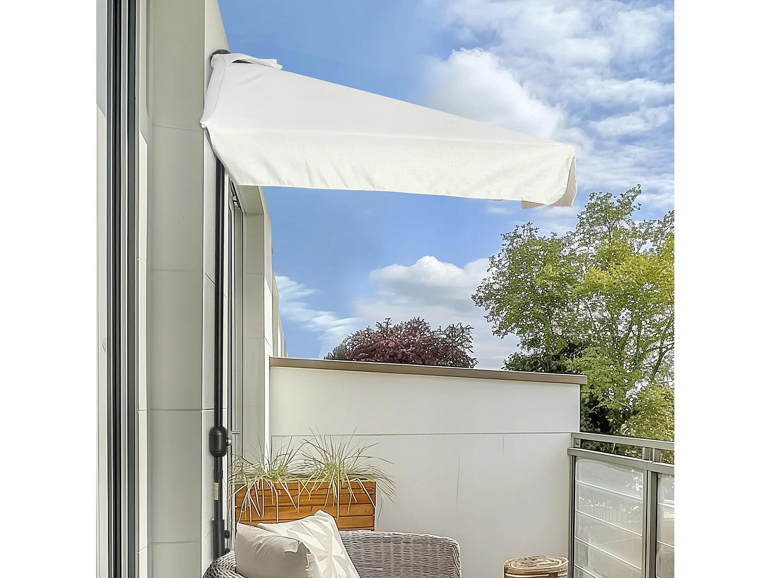 Ombrellone semicircolare da terrazza con apertura a manovella