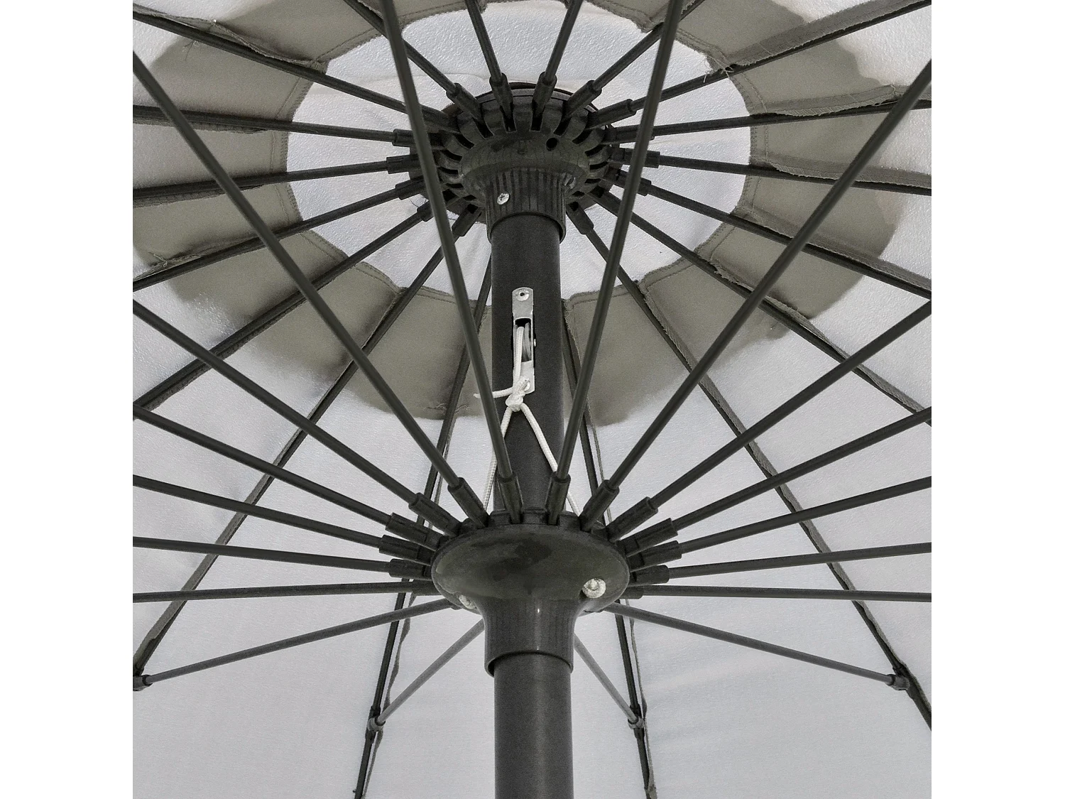 Ombrellone da giardino a manovella inclinabile 2.5x2.5 m grigio