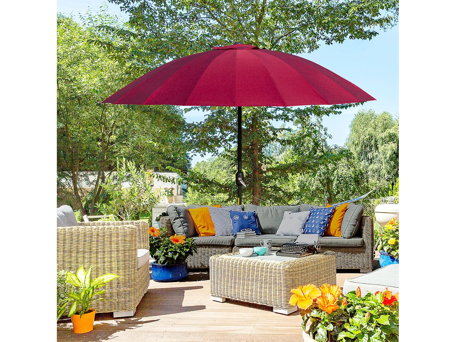 Ombrellone rotondo pieghevole a 18 stecche con manovella rosso vino