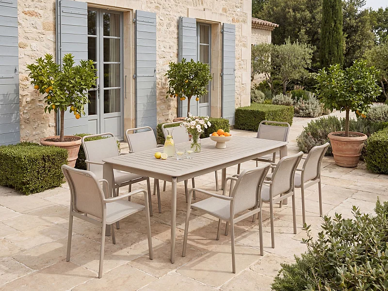 Salle à manger de jardin en aluminium : une table extensible L.205/286.5 cm et 8 fauteuils empilables - Taupe - VELYRA de MYLIA
