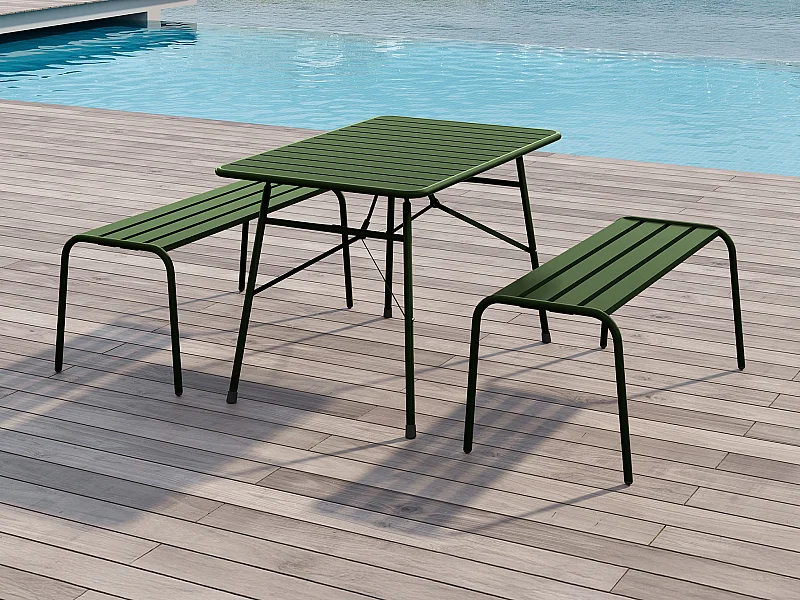 Metalowy zestaw mebli ogrodowych - stół składany dł.110 cm i 2 ławki - Kaki - MIRMANDE od MYLIA