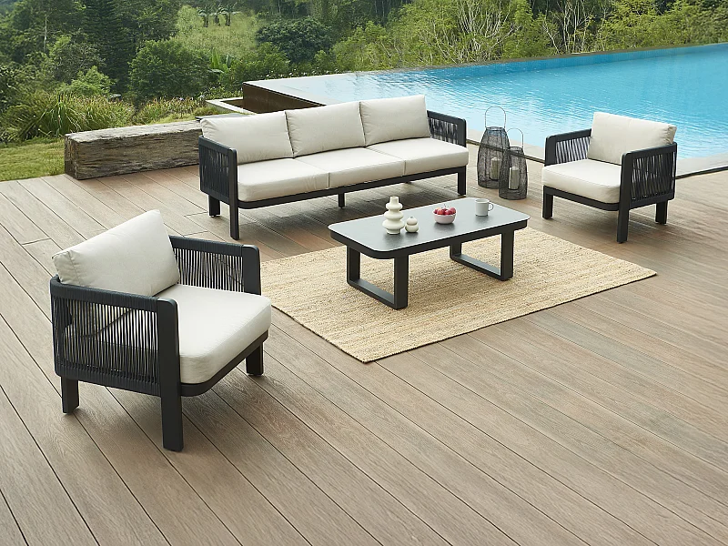 Conjunto de jardim em alumínio e corda: sofá de 3 lugares, 2 poltronas e 1 mesa de centro - Preto com almofadas bege - HELYSI da MYLIA