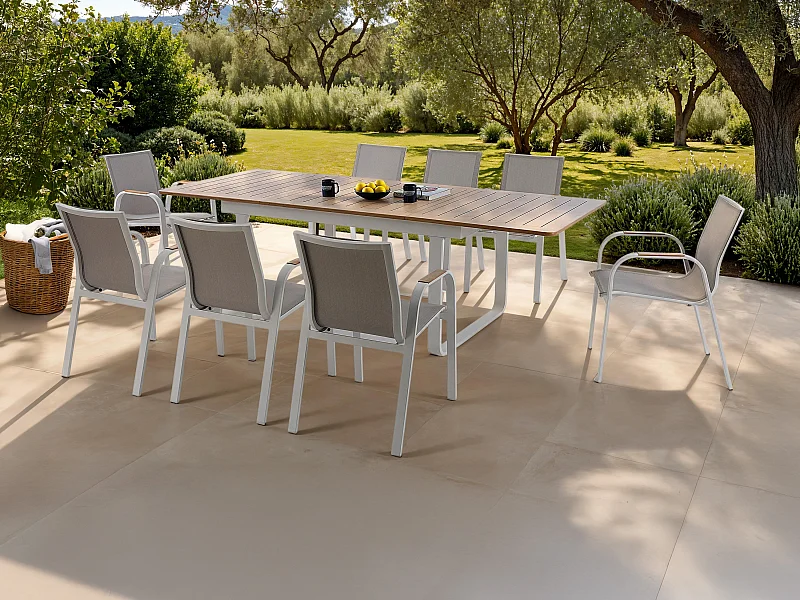 Sala de jantar de jardim em alumínio: mesa extensível em alumínio C.155/246 cm e 8 poltronas - Natural claro e branco - SERUNO da MYLIA