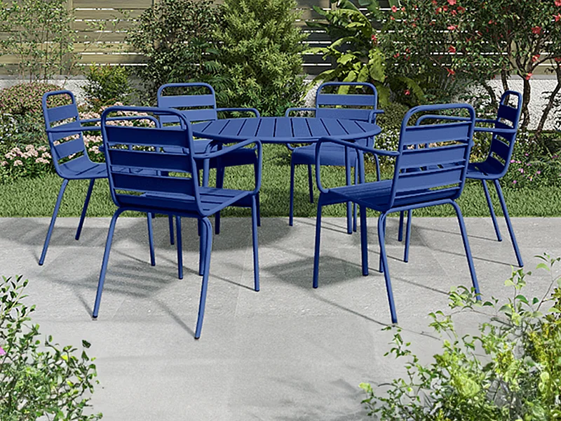 Garten-Essgruppe aus Metall: 1 runder Tisch D.130 cm und 6 stapelbare Sessel – Nachtblau – MIRMANDE von MYLIA