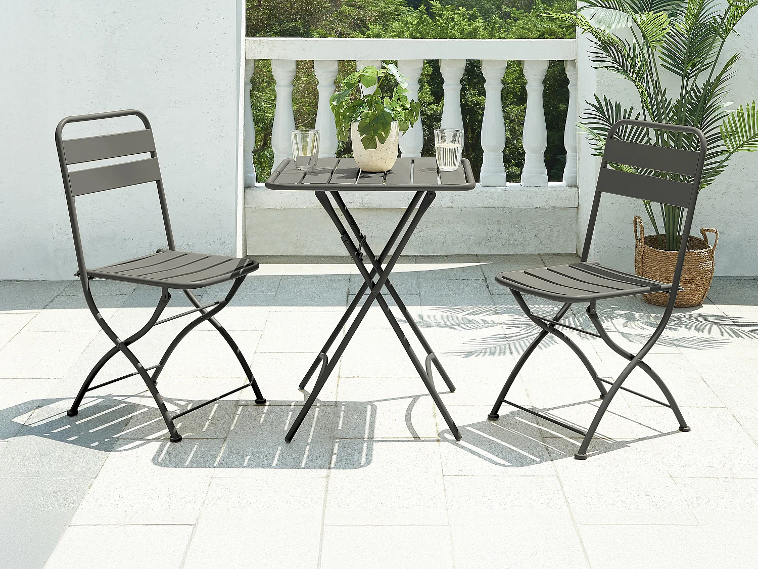 Salle à manger de jardin pliante en métal - une table L.60 cm et 2 chaises pliantes - Gris anthracite - MIRMANDE de MYLIA