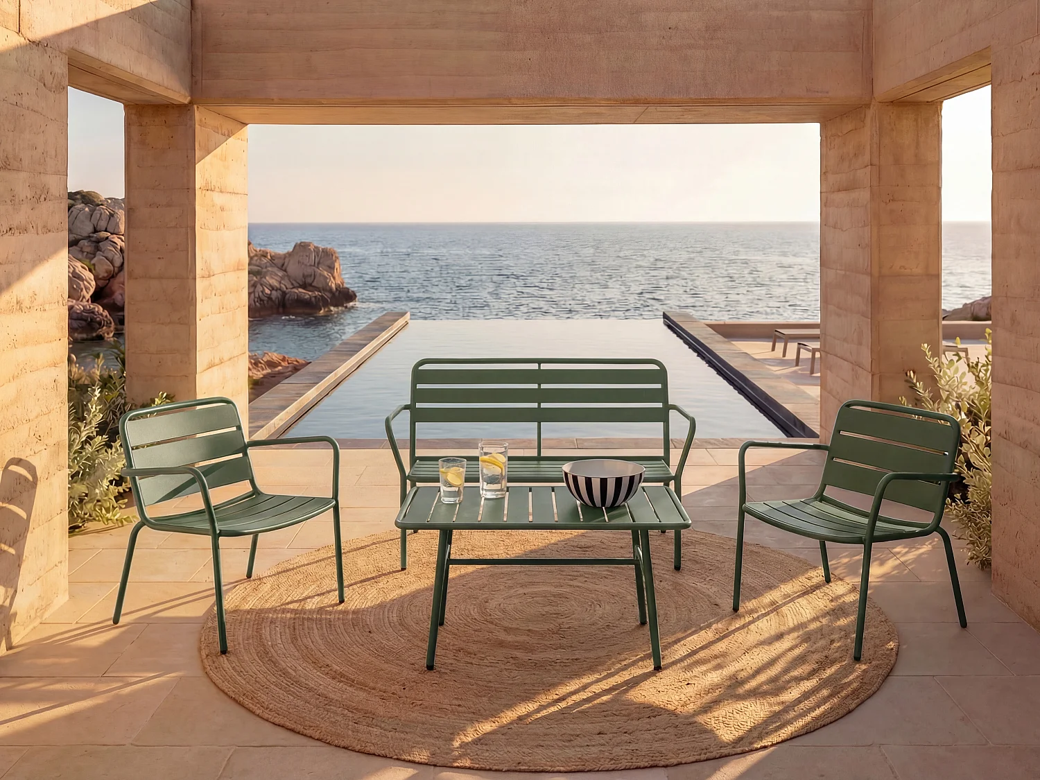 Salon de jardin en métal : un banc, 2 fauteuils bas et une table basse - Kaki - MIRMANDE de MYLIA