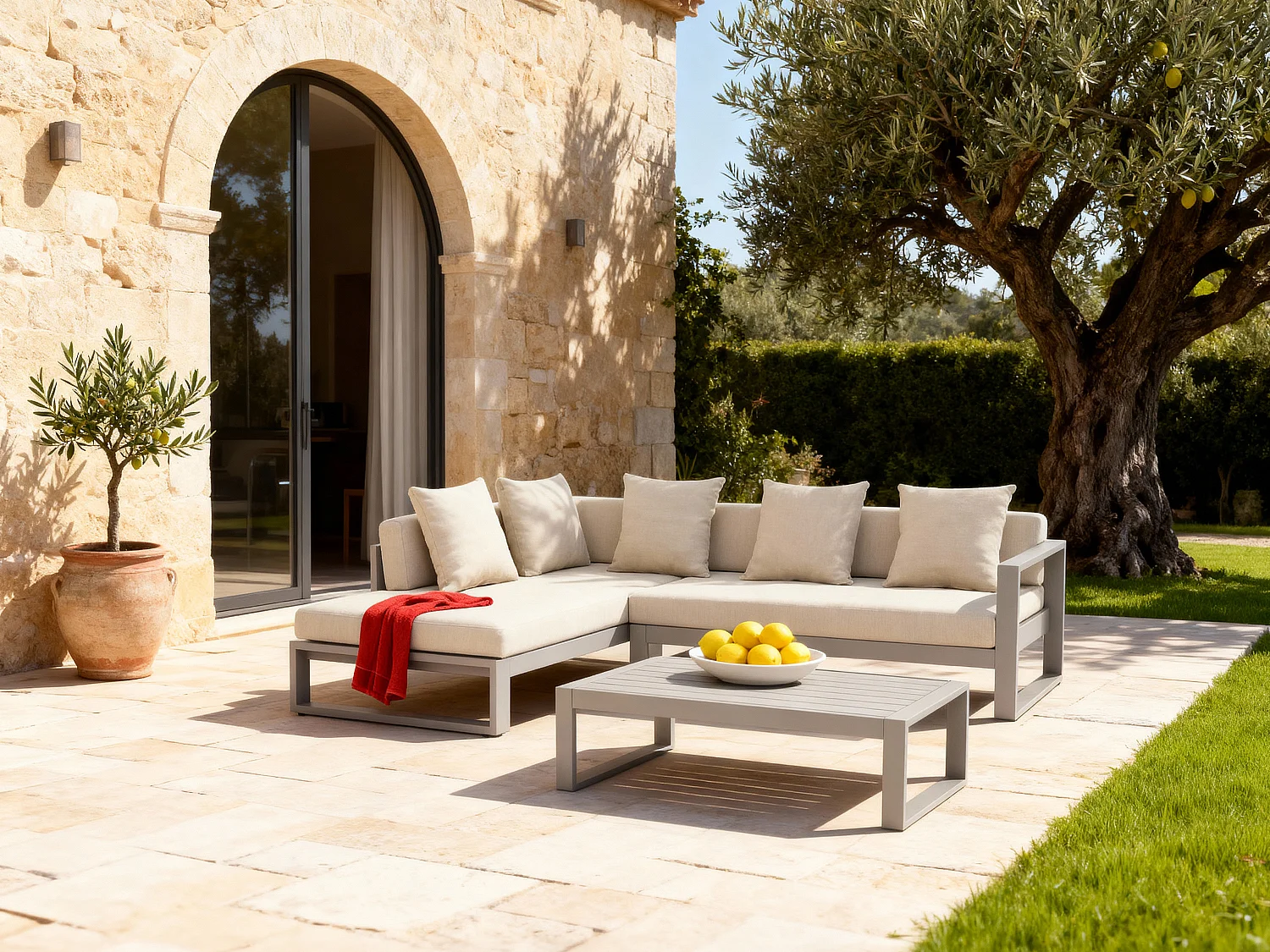 Conjunto de sofá de canto de jardim em alumínio: um sofá de canto e uma mesa de centro - Taupe - MOLOKAI da MYLIA