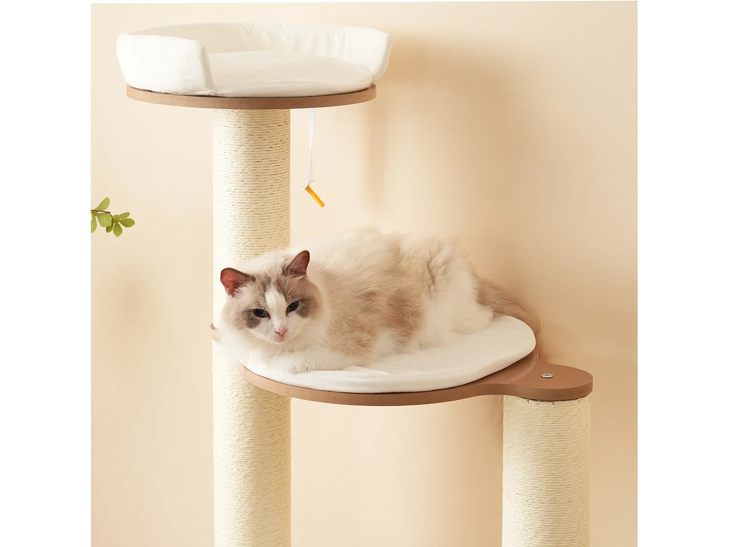 Arbre à chat 135 cm de hauteur - 3 plateformes - 1 maison pour chats - blanc