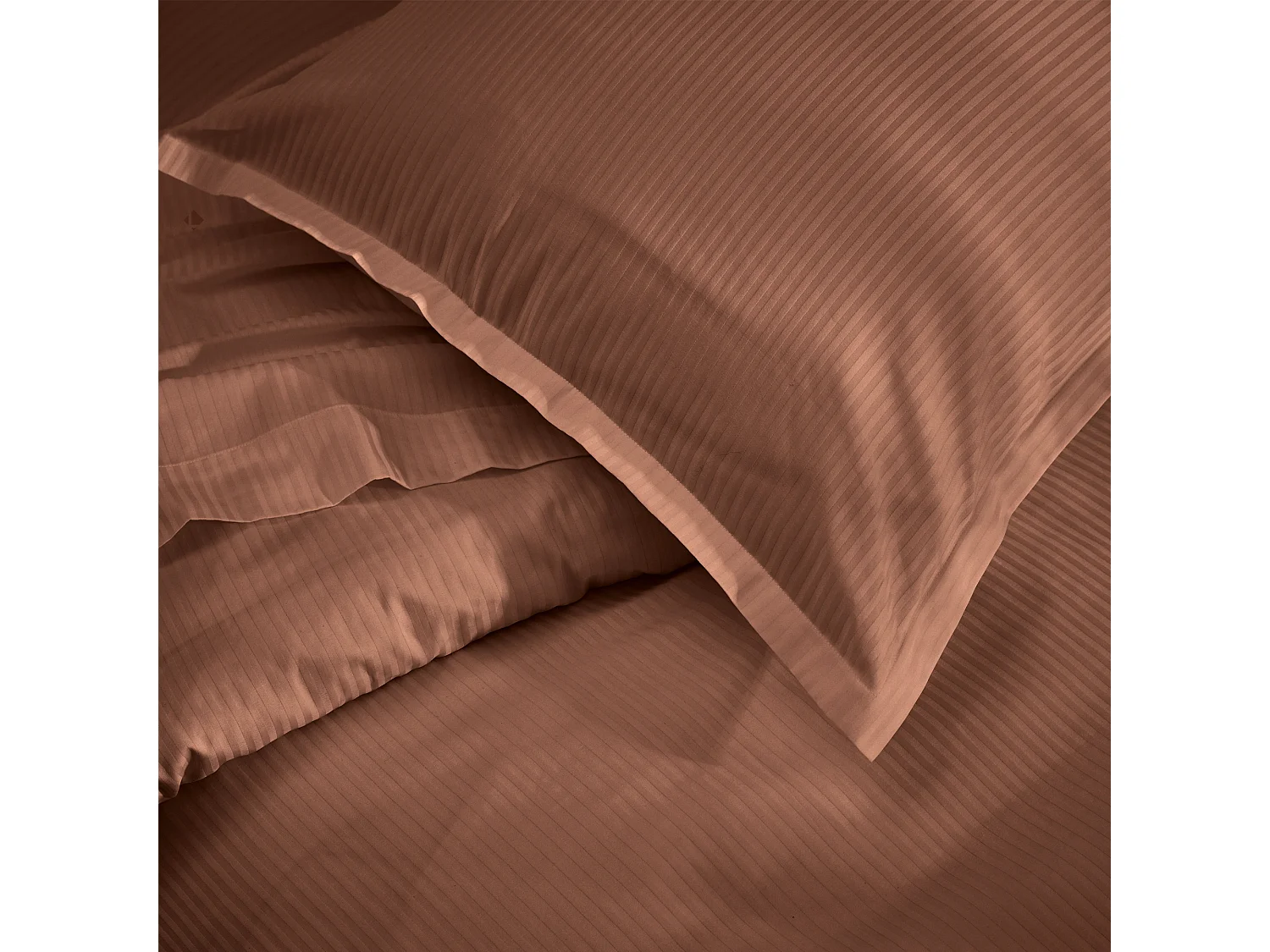 Parure 200x200 cm 50x70 cm satin GRAND HÔTEL 3 pièces marron cuir