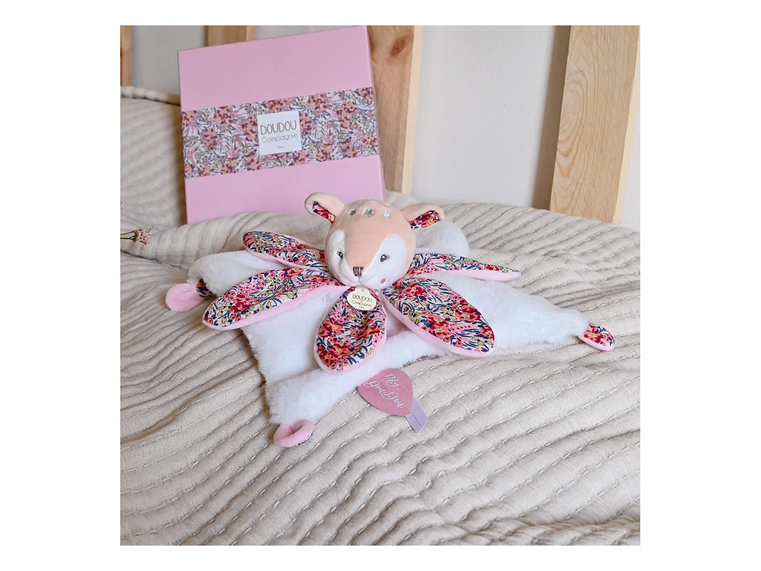 Doudou pétale 27 cm polyester BOH'AIME faon rose multicolore