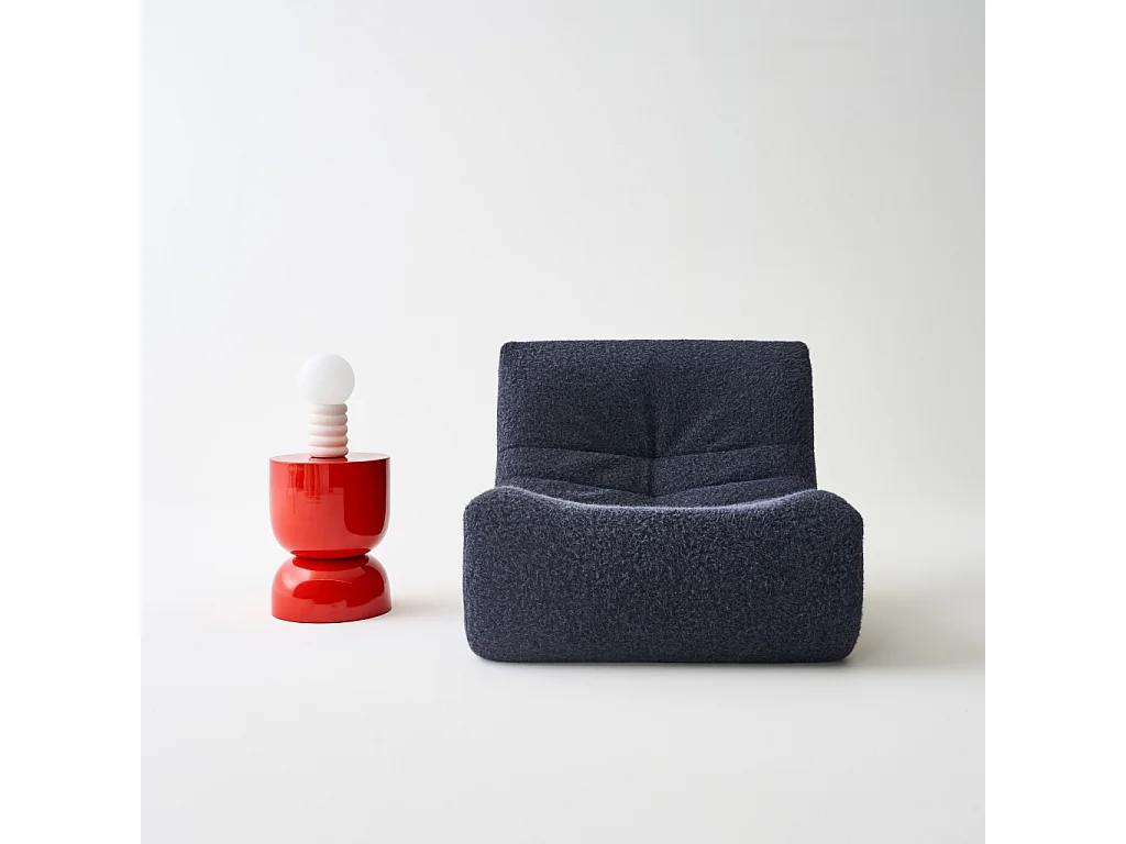 Tavolino in metallo effetto glassy,  42cm, arancione