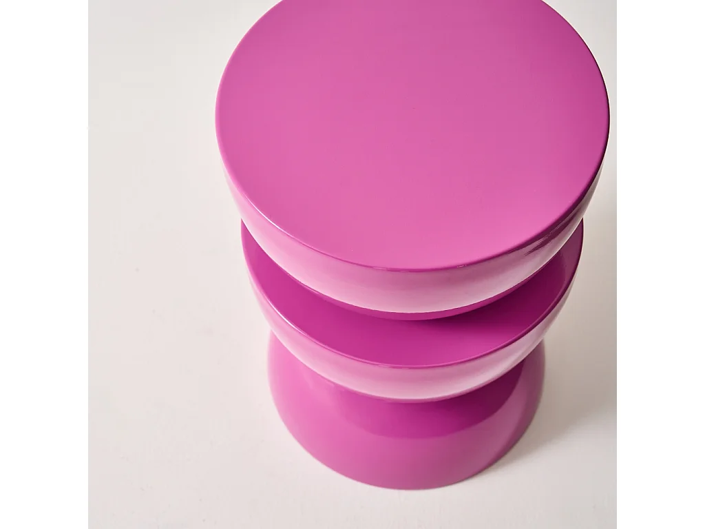 Tavolino in metallo effetto glassy, 46,5cm, rosa