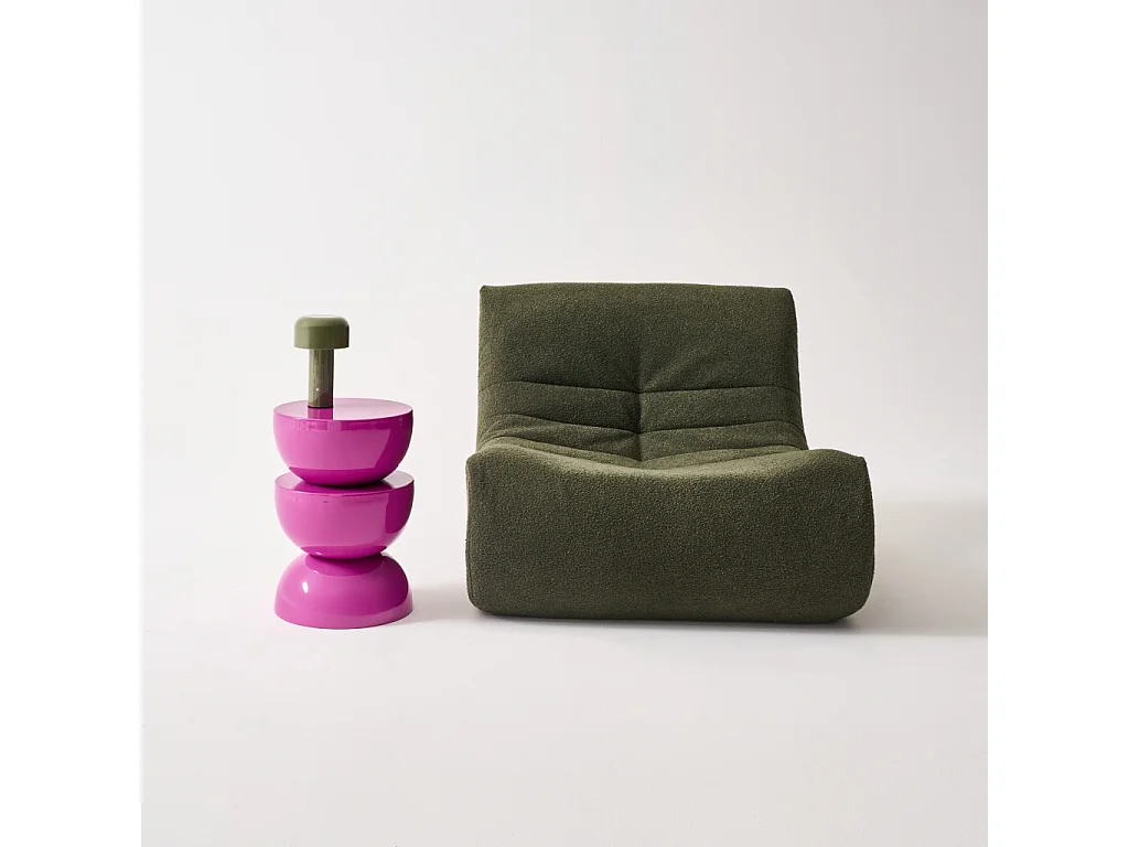 Mesa auxiliar, mesita metal efecto glassy rosa