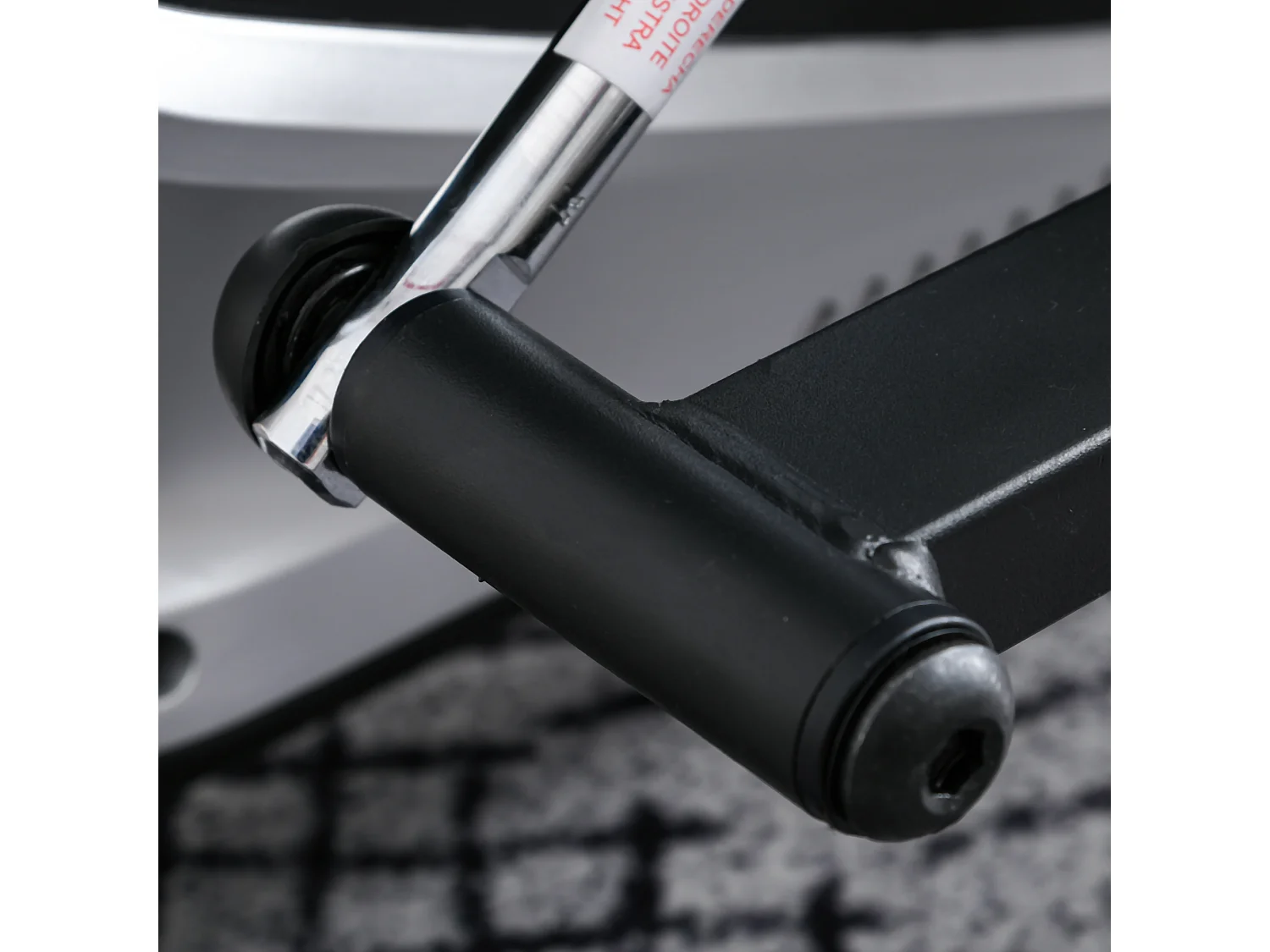 Cyclette ellittica magnetica schermo lcd e 8 livelli di resistenza