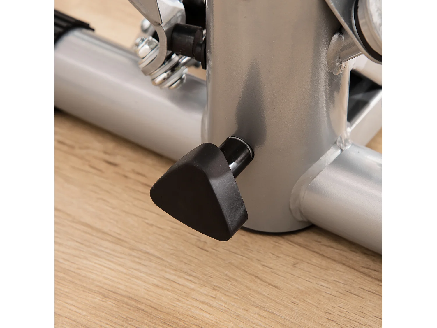 Stepper con monitor lcd, manubrio regolabile ed elastici nero e argento