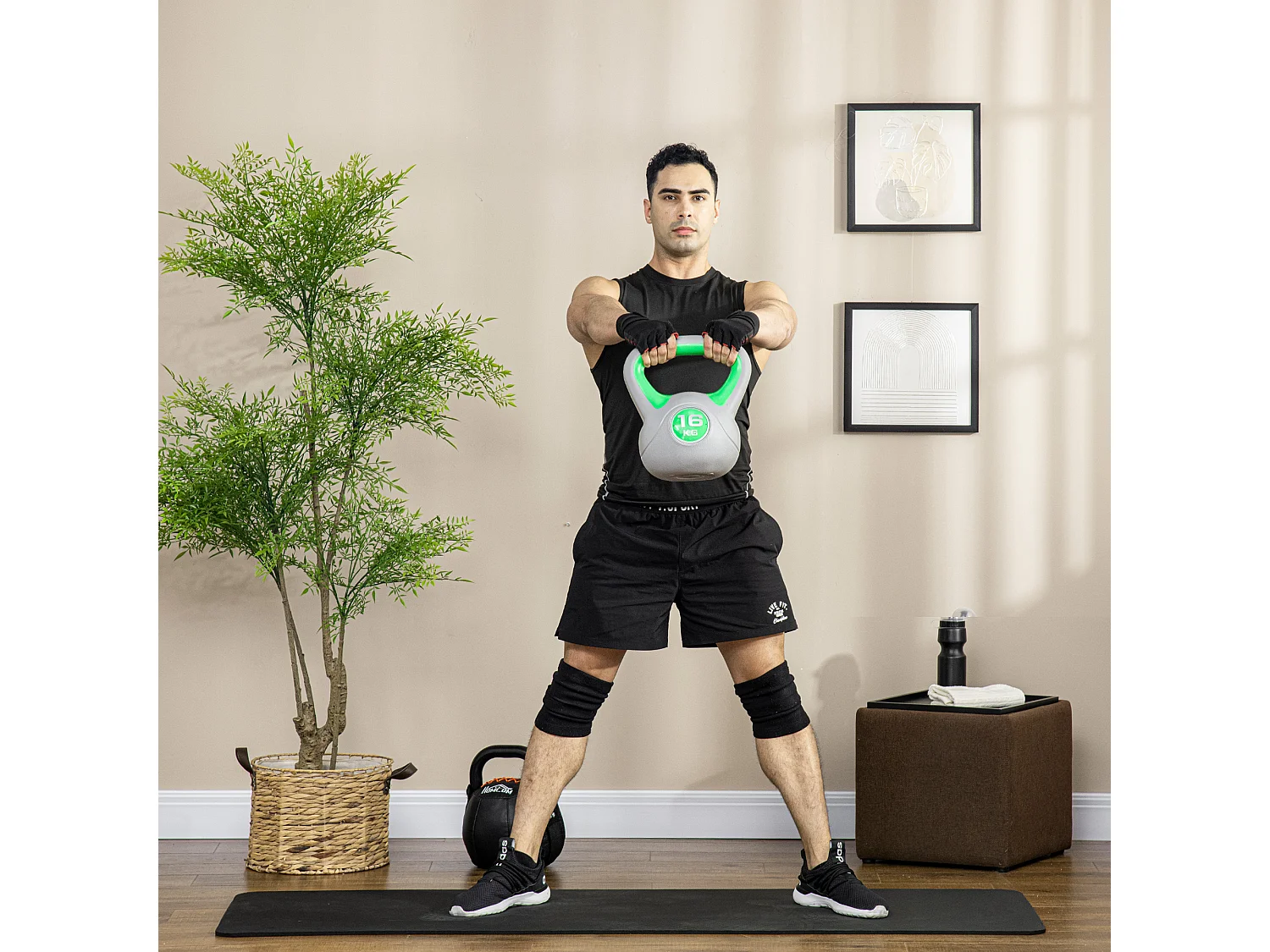 Kettlebell 16kg con base piatta e impugnatura verde