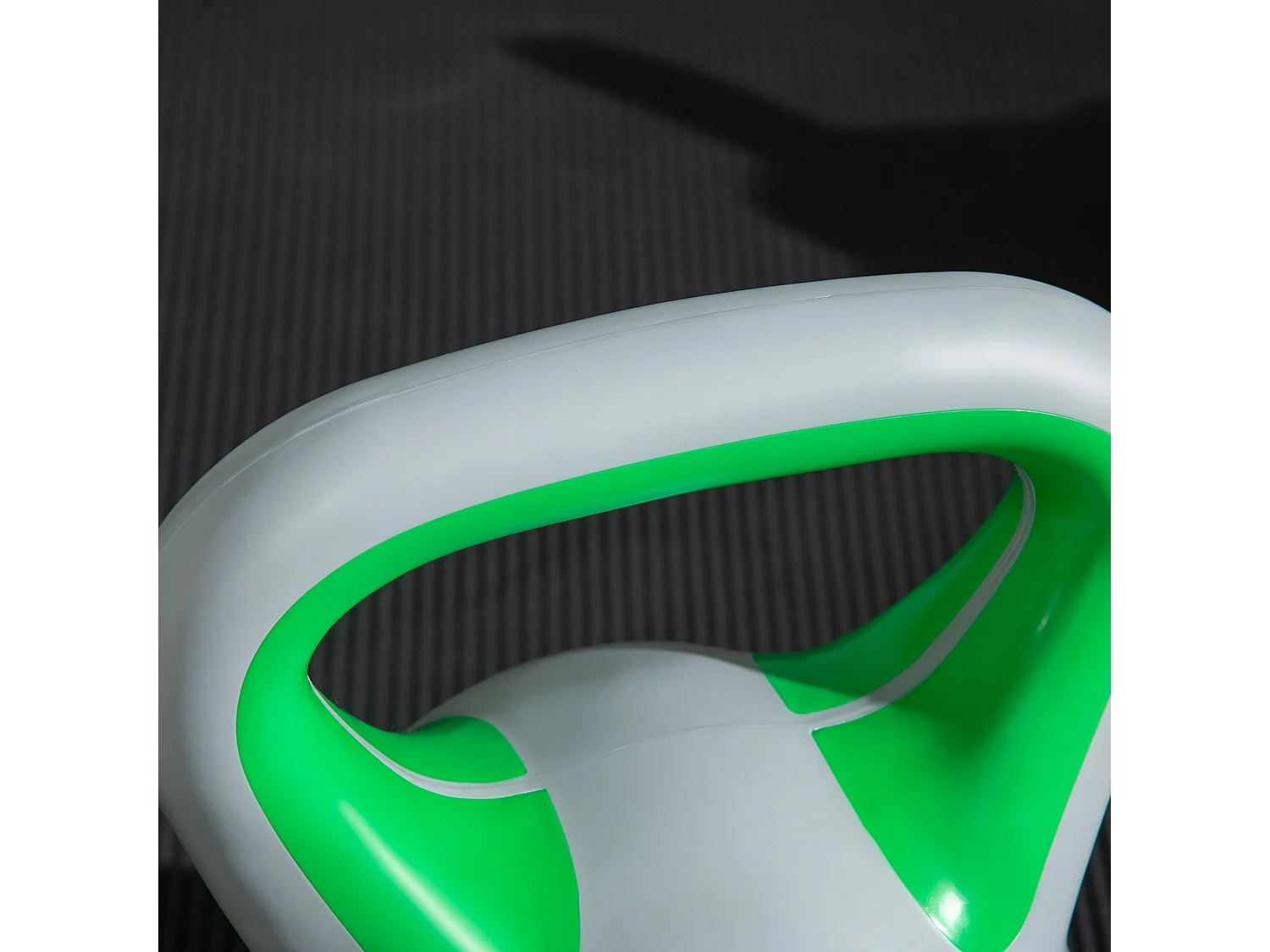 Kettlebell 16kg con base piatta e impugnatura verde