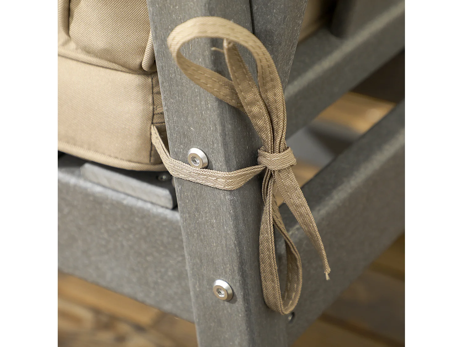 Set da giardino con 2 poltrone, divanetto e tavolino in hdpe grigio