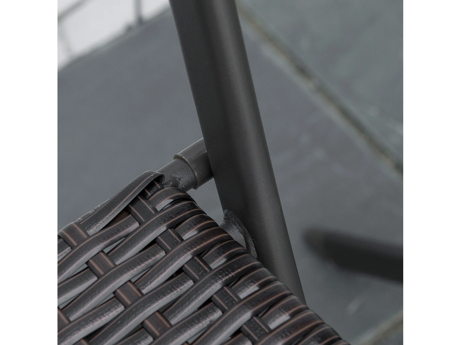 Set tavolino e sedie da giardino pieghevoli in rattan pe nero