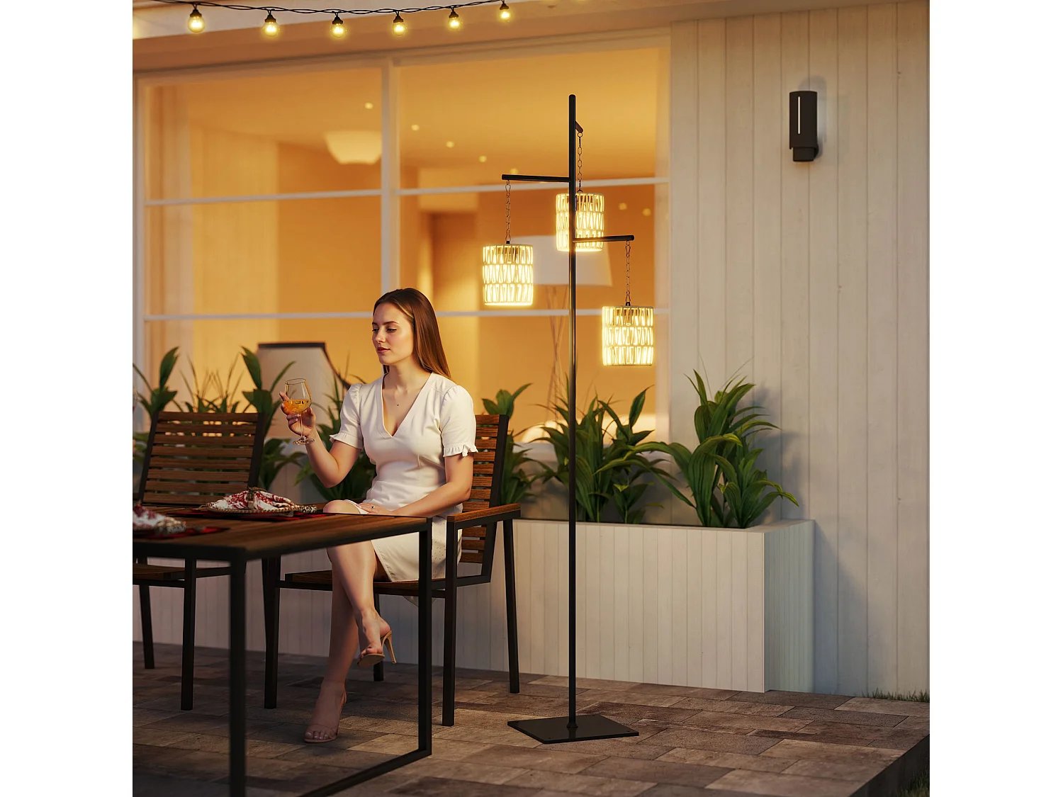 Lampada da esterno solare a 3 luci con base quadrata nero e giallo