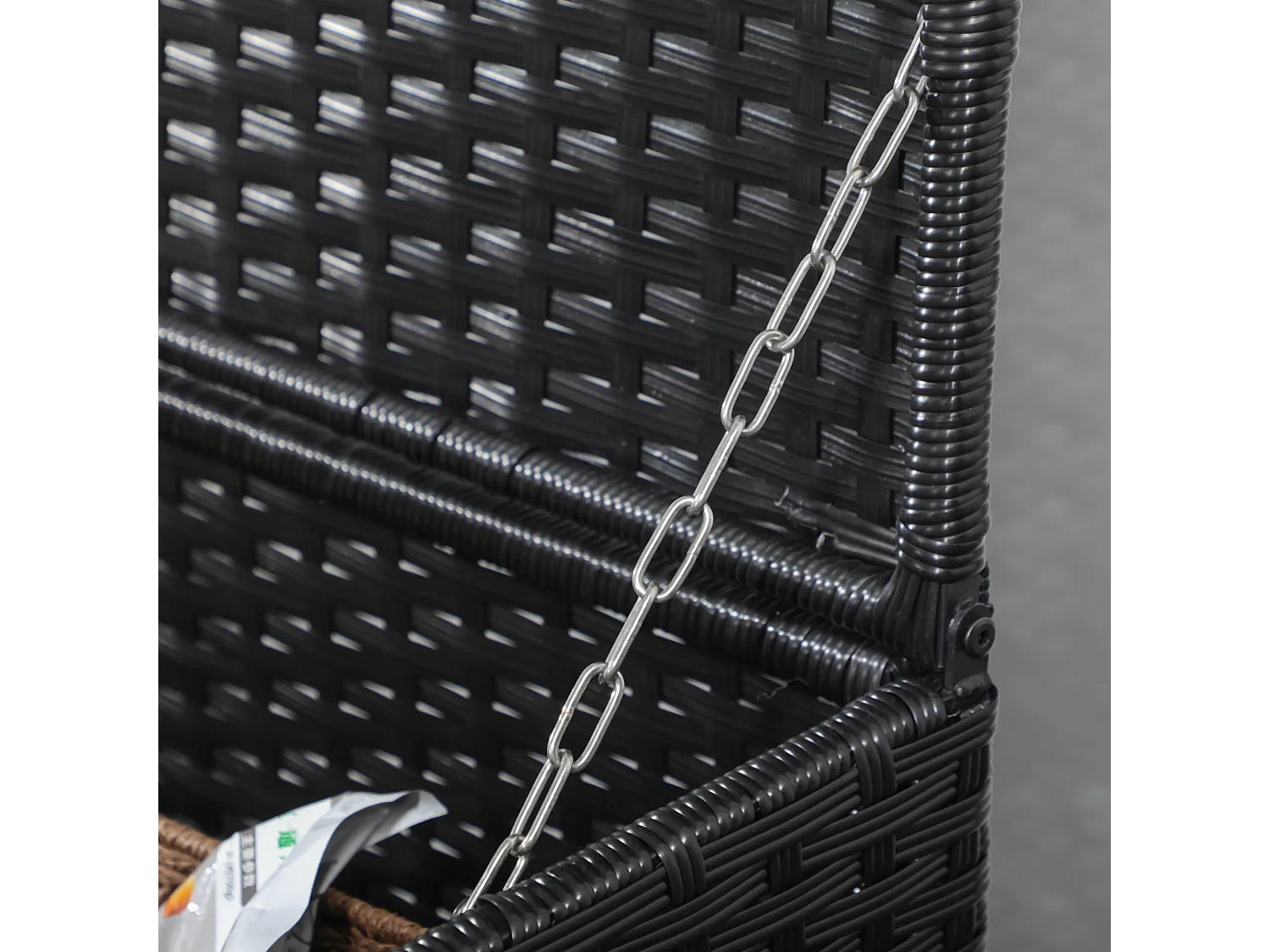 Baule da giardino in rattan e acciaio con coperchio nero