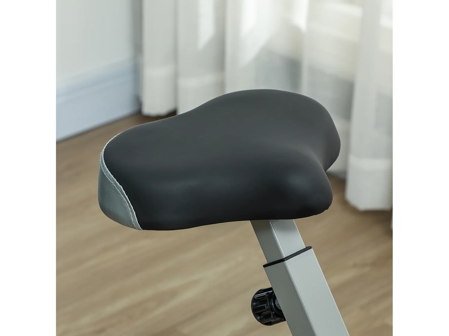 Cyclette pieghevole magnetica a 8 livelli con display grigio e nero