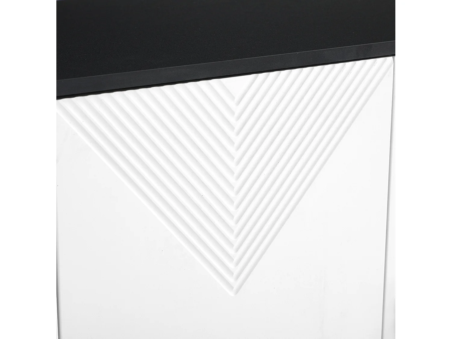 Eetkamerdressoir van hout met 3 deuren en opbergruimte - metalen handgrepen en poten - zwart (120x40x88 cm)