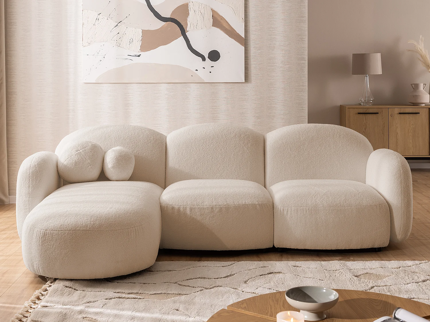 Nuvola - Moderne Ecksofa L-Form aus Hellbeige Bouclé-Stoff mit abgerundetem Design und hohem Sitzkomfort